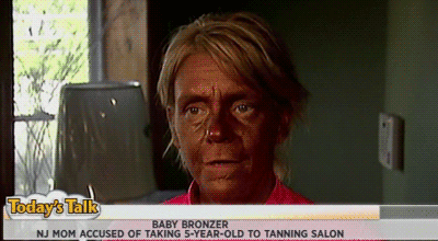 Mother Took 5-Year-Old Daughter to Tanning Salon (7 pics)