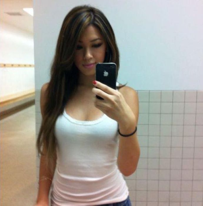 Sexy Asian Girls (41 pics)