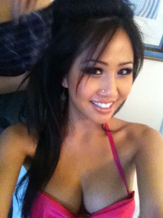 Sexy Asian Girls (41 pics)