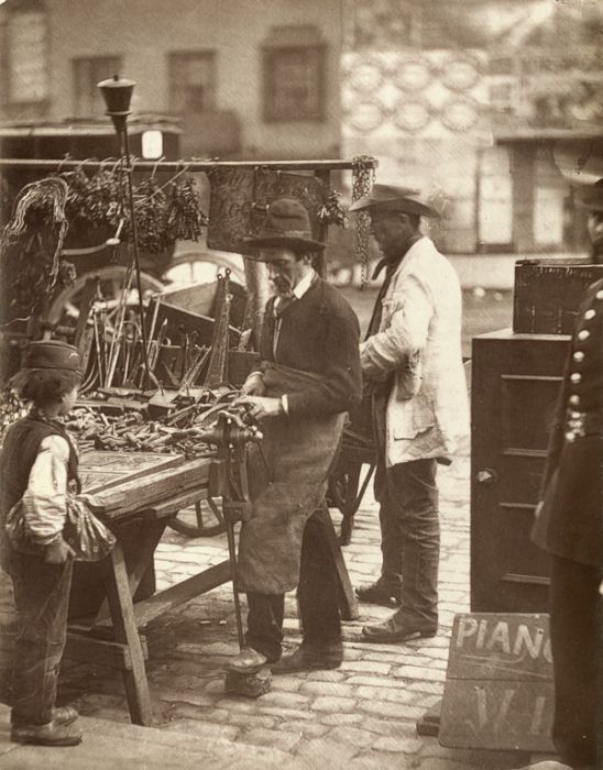 Streets of London, 1876-1877 (35 pics)