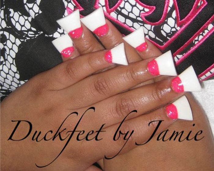 10. "Duck Feet Nail Art with Glitter" - wide 7
