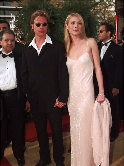 Brad Pitt Changing Styles (16 pics) Brad Pitt Changing Styles (16 pics)