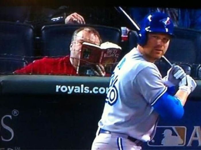 Perfectly Timed Sports Photos (37 pics)