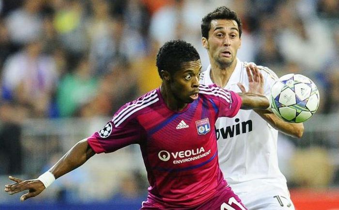 Perfectly Timed Sports Photos (37 pics)