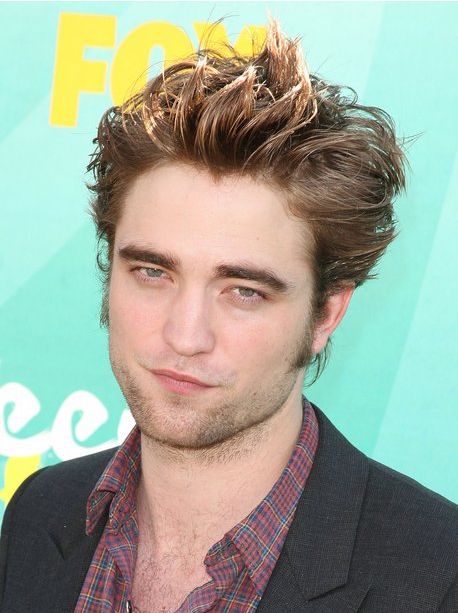 Robert Pattinson Changing Styles (19 pics)
