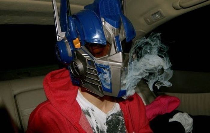 Wasted People Doing Funny and Stupid Things (35 pics)