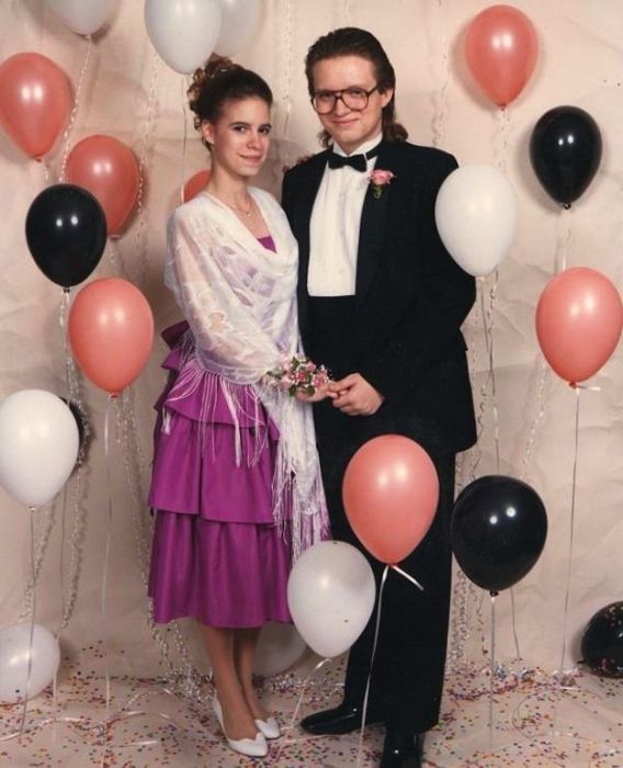 Awkward Prom Photos (65 pics)