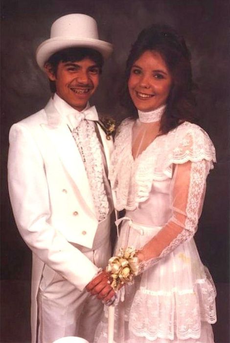 Awkward Prom Photos (65 pics)