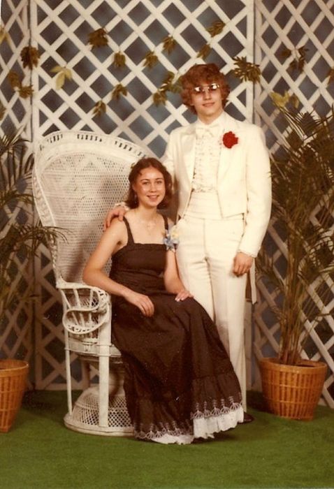 Awkward Prom Photos (65 pics)