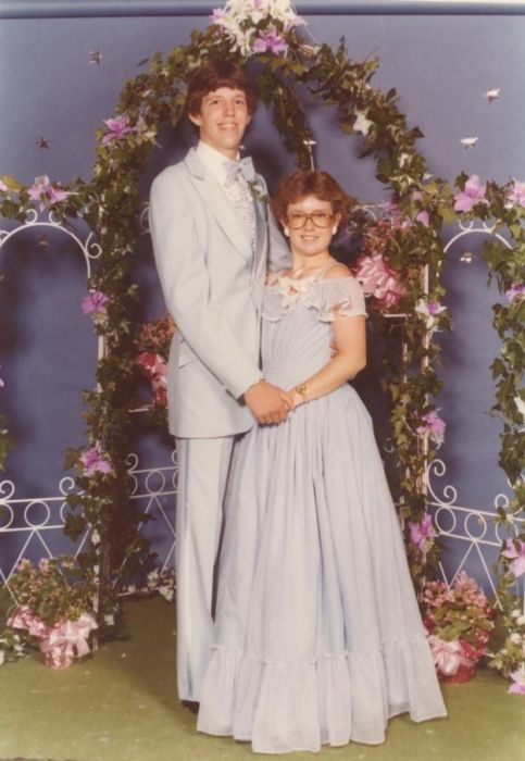 Awkward Prom Photos (65 pics)