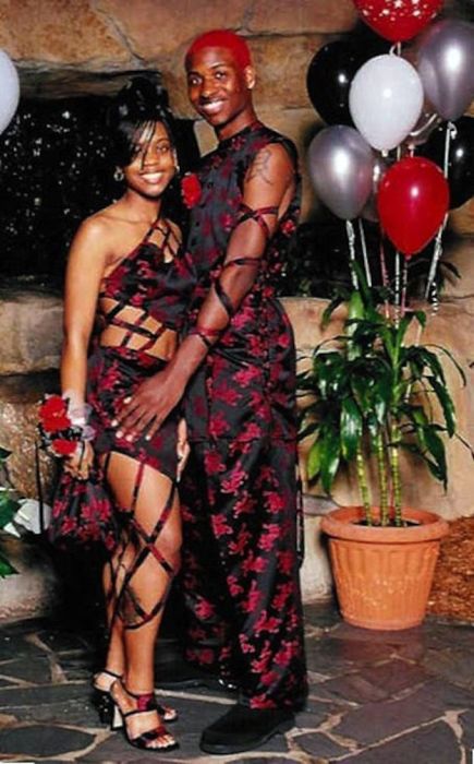 Awkward Prom Photos (65 pics)