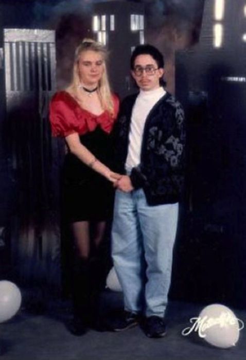 Awkward Prom Photos (65 pics)