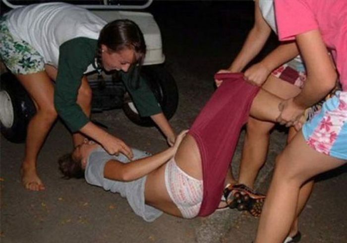 Funny Drunk People (33 pics)