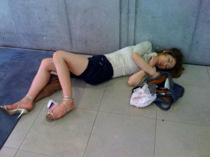 Funny Drunk People (33 pics)