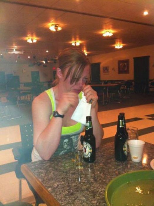 Funny Drunk People (33 pics)