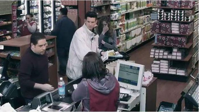 The Millionth Customer (7 pics)