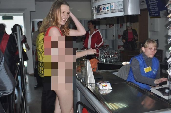 Prom Night in Russia (4 pics)