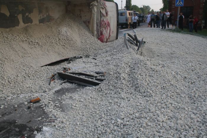 Terrible Crash (5 pics)