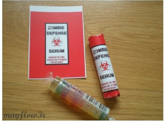 Zombie Survival Kit (22 pics)