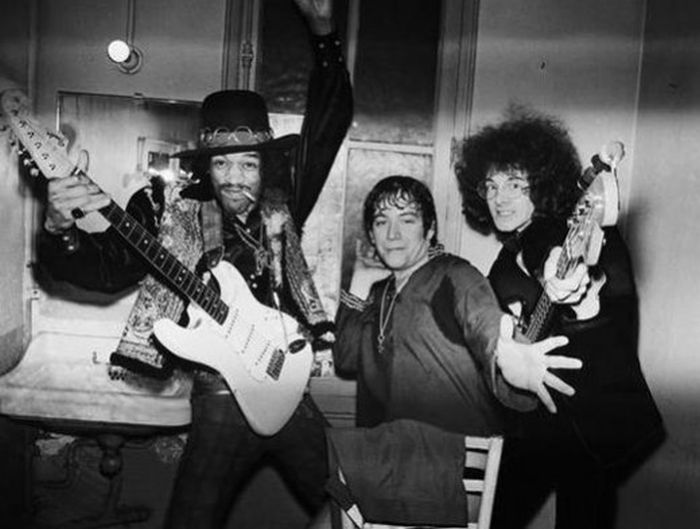 Hanging out with Jimi Hendrix (22 pics)