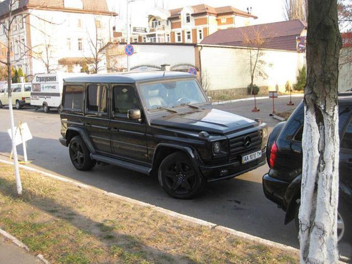 Cars of Euro 2012 Stars (23 pics) Cars of Euro 2012 Stars (23 pics)