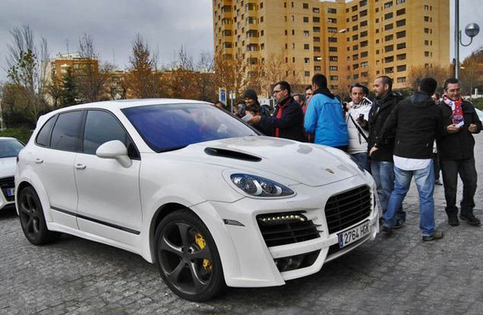 Cars of Euro 2012 Stars (23 pics) Cars of Euro 2012 Stars (23 pics)