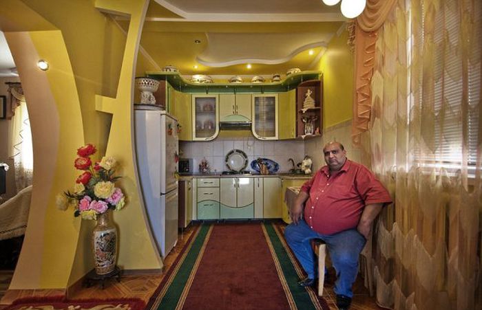 Houses of Romanian Gypsies (36 pics)