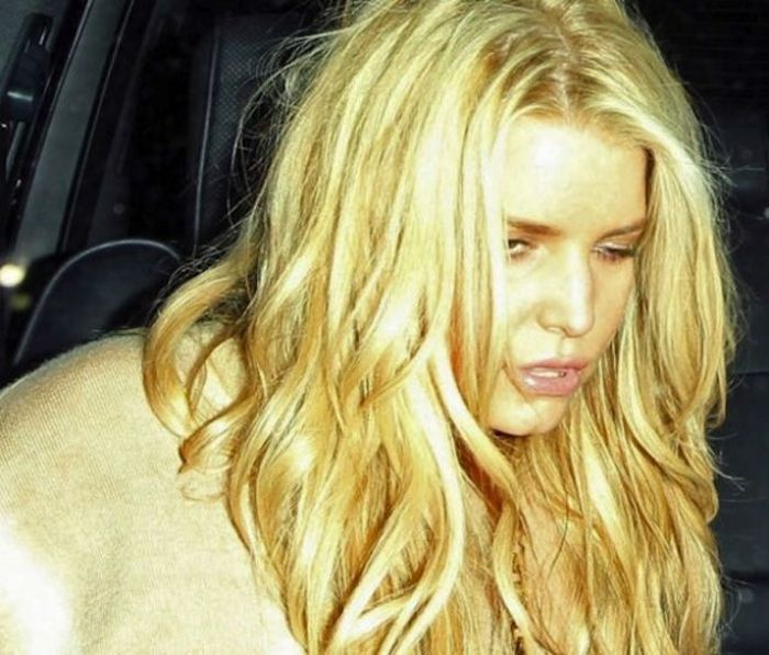 Drunk Celebrities. Part 2 (67 pics)