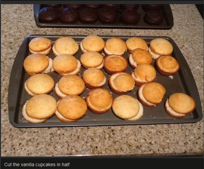 Hamburger Cupcakes! (12 pics)