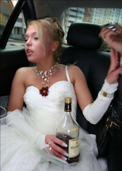 Drunk Brides (25 pics)