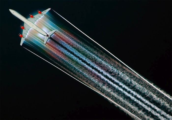 Vapour Trails and Cones Created by Planes (20 pics)