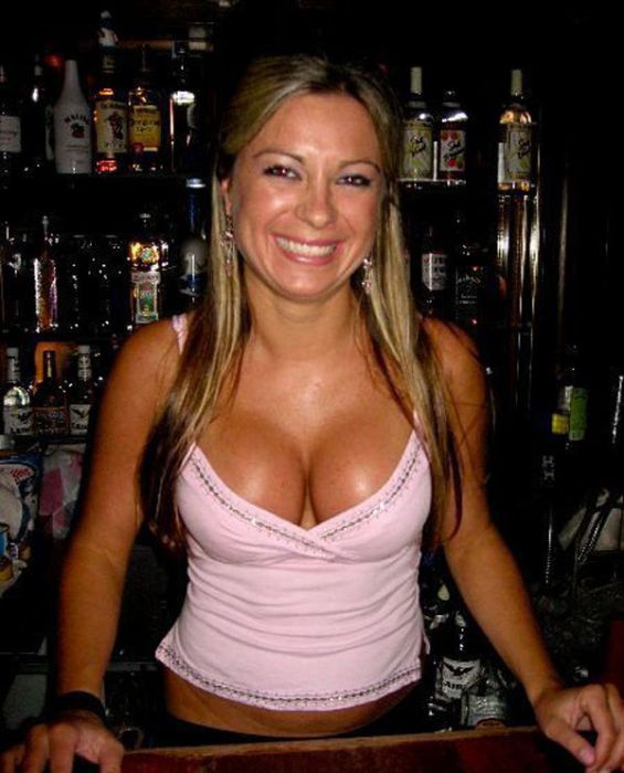 Girls with Large Boobs (48 pics)