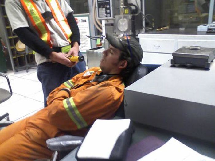 I Hate My Job. Part 4 (56 pics)
