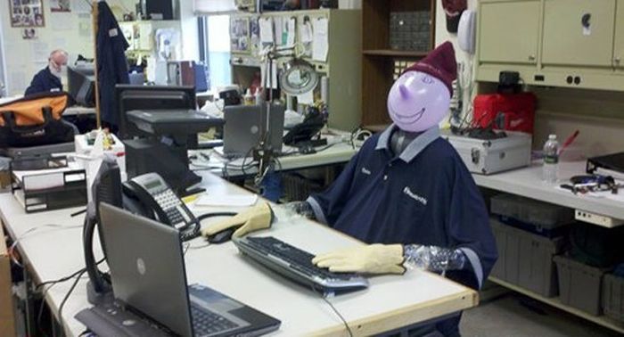 I Hate My Job. Part 4 (56 pics)