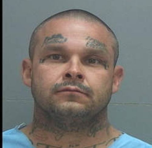 Before and After Years in Jail (5 pics)