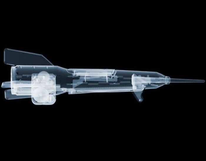 X-ray by Nick Veasey (56 pics)