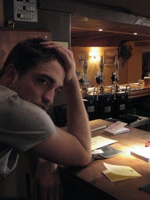 Robert Pattinson Private Life  (32 pics)