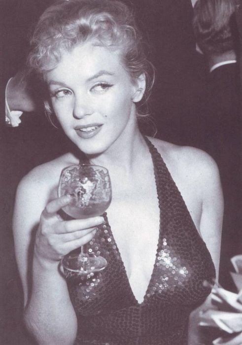 Marilyn Monroe Photos (95 pics)