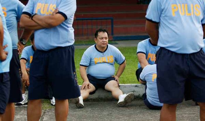 Philippine Police Fitness Boot Camp (4 pics)