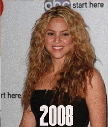 Shakira's Aging Timeline (27 pics)