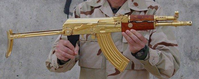 Saddam Hussein's Gold Guns (19 pics)