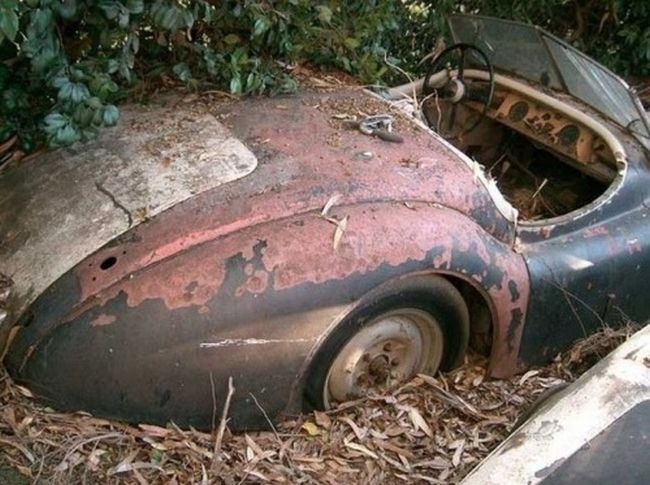 Abandoned Cars (72 pics)