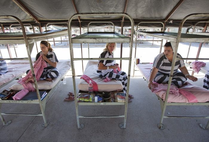 America's Only All-female Chain Gang in Arizona (20 pics)