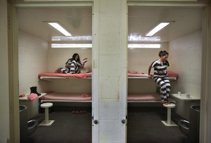 America's Only All-female Chain Gang in Arizona (20 pics)