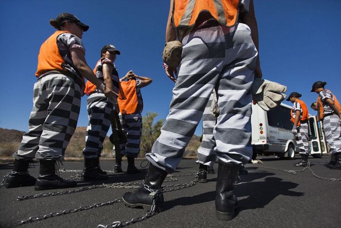 America's Only All-female Chain Gang in Arizona (20 pics)