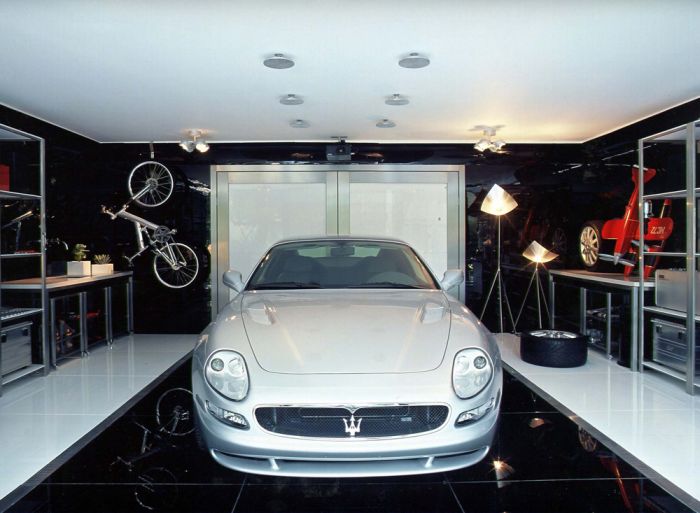 Amazing Garage (18 pics)