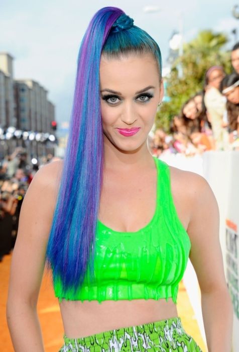 What Katy Perry Has Worn On Her Breasts (31 pics)