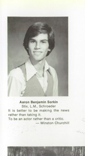 Yearbook Photos Of Media Personalities (32 pics)