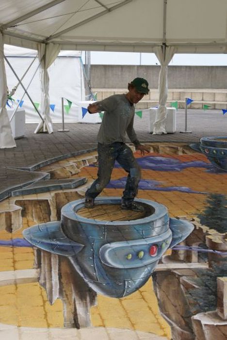 Three-Dimensional Street Paintings (42 pics)