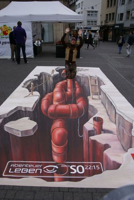 Three-Dimensional Street Paintings (42 pics)